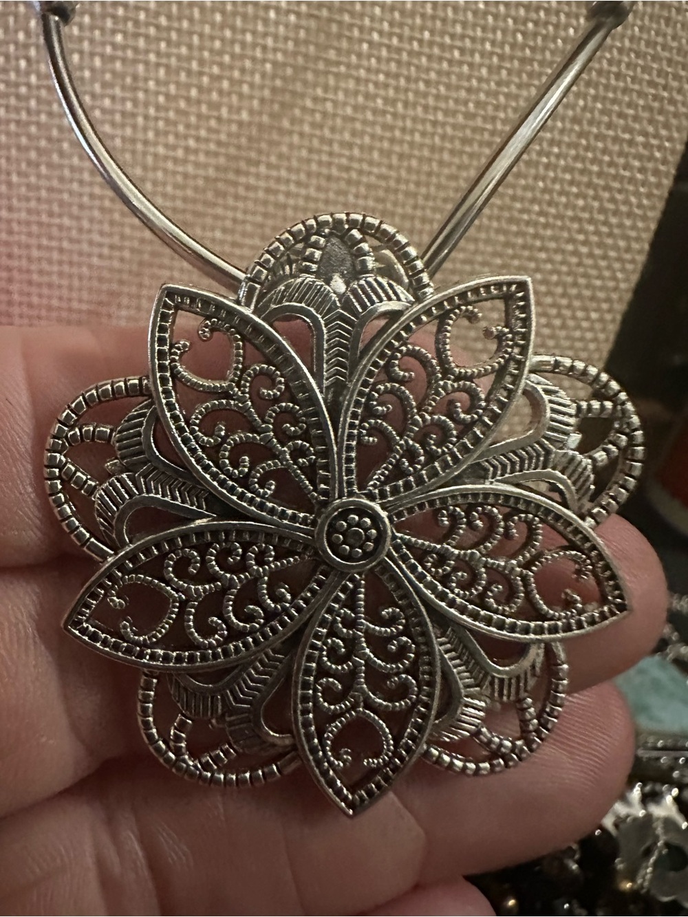 Vintage Silver-Tone Filigree Flower Pendant Statement Necklace